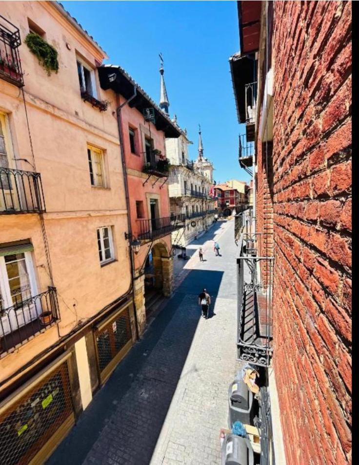 Arquitecto De La Vida- Plaza Mayor León Εξωτερικό φωτογραφία