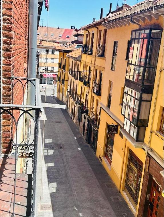 Arquitecto De La Vida- Plaza Mayor León Εξωτερικό φωτογραφία