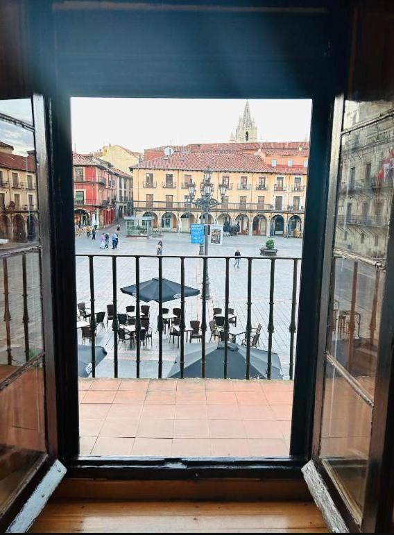 Arquitecto De La Vida- Plaza Mayor León Εξωτερικό φωτογραφία