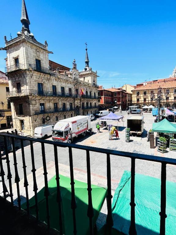 Arquitecto De La Vida- Plaza Mayor León Εξωτερικό φωτογραφία